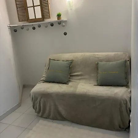 Confortable Avec Piscine A 2 Min De La *